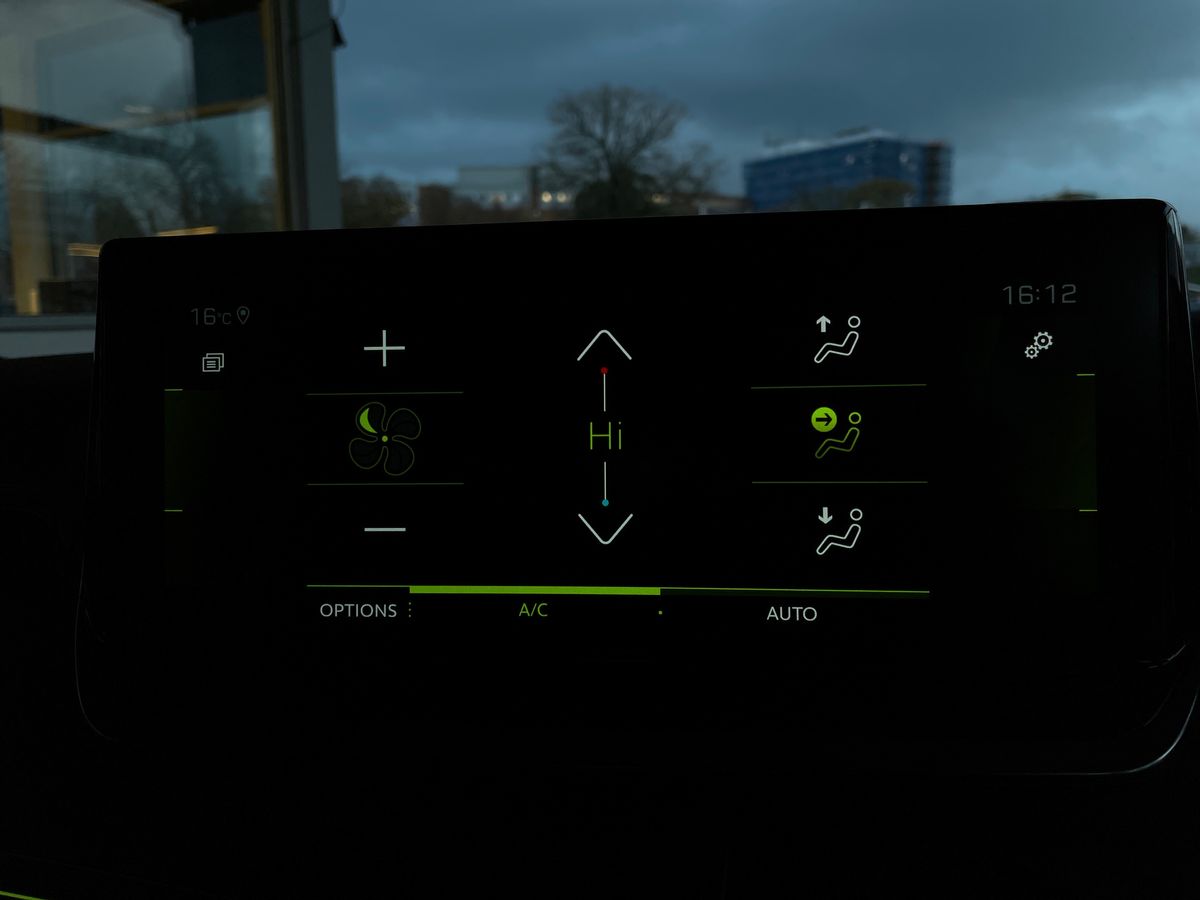 Used Peugeot 208 2022 for sale - 76640182: Photo 26