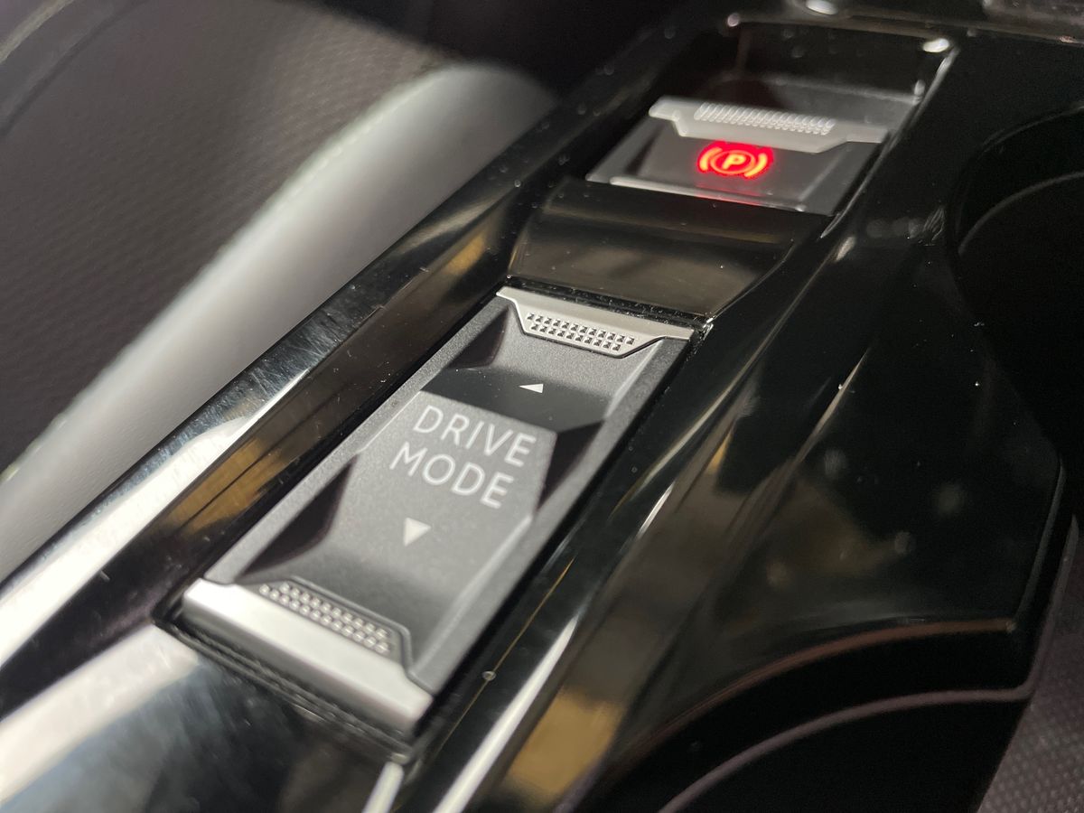 Used Peugeot 2008 2023 for sale - 77634680: Photo 36