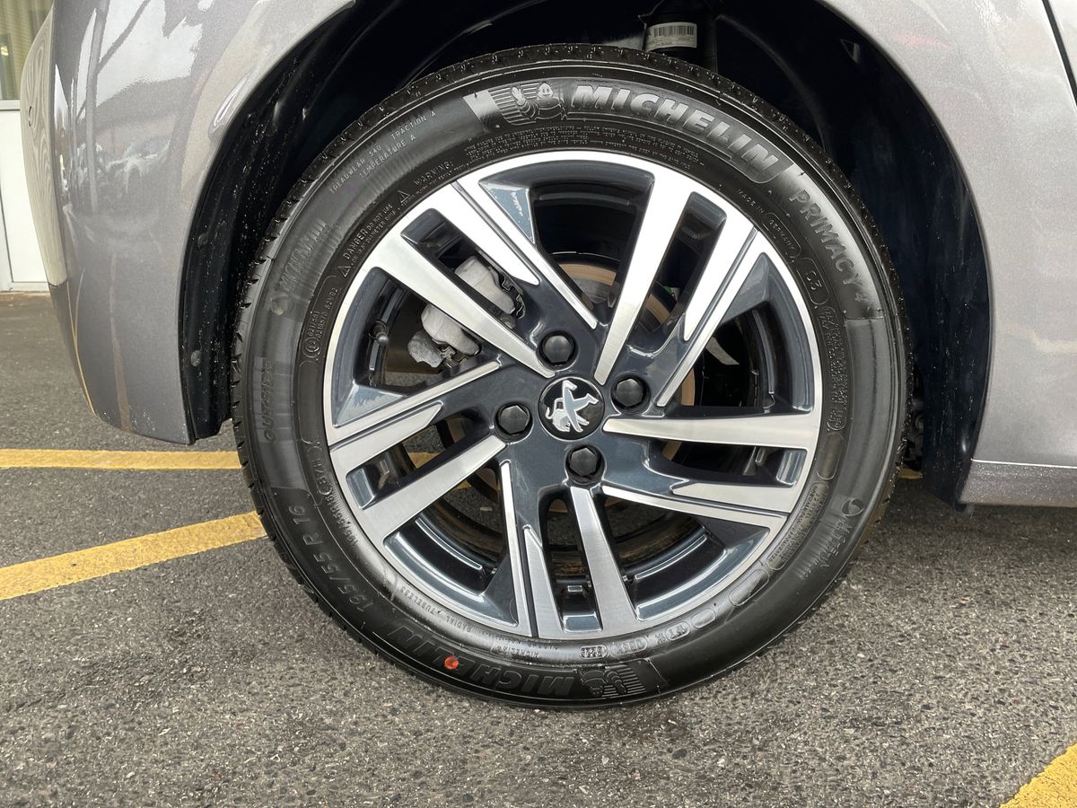Used Peugeot 208 2023 for sale - 77618995: Photo 11