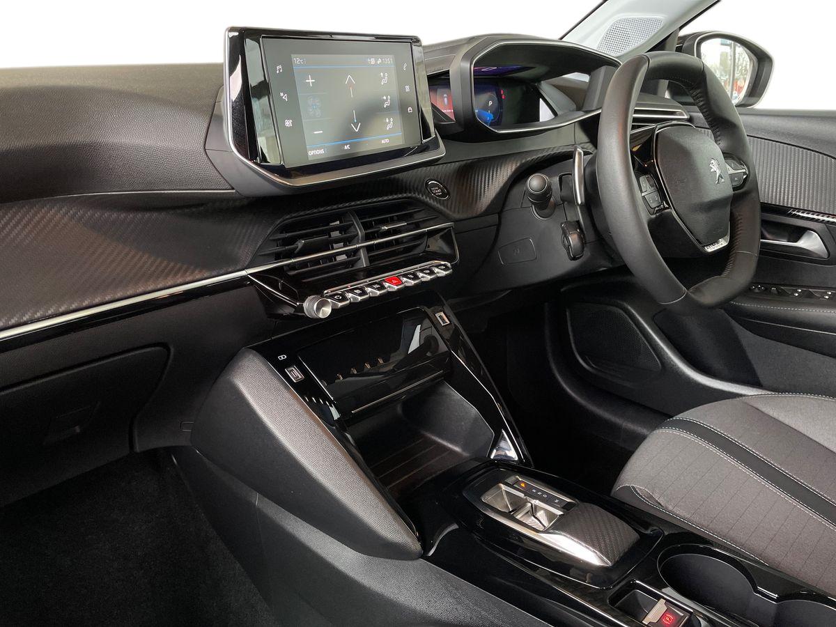 Used Peugeot 208 2023 for sale - 77618995: Photo 18