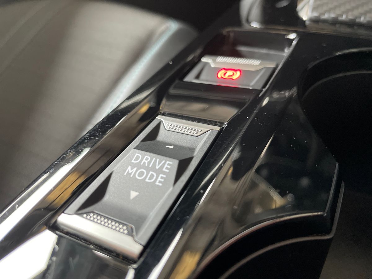 Used Peugeot 208 2023 for sale - 77618995: Photo 38