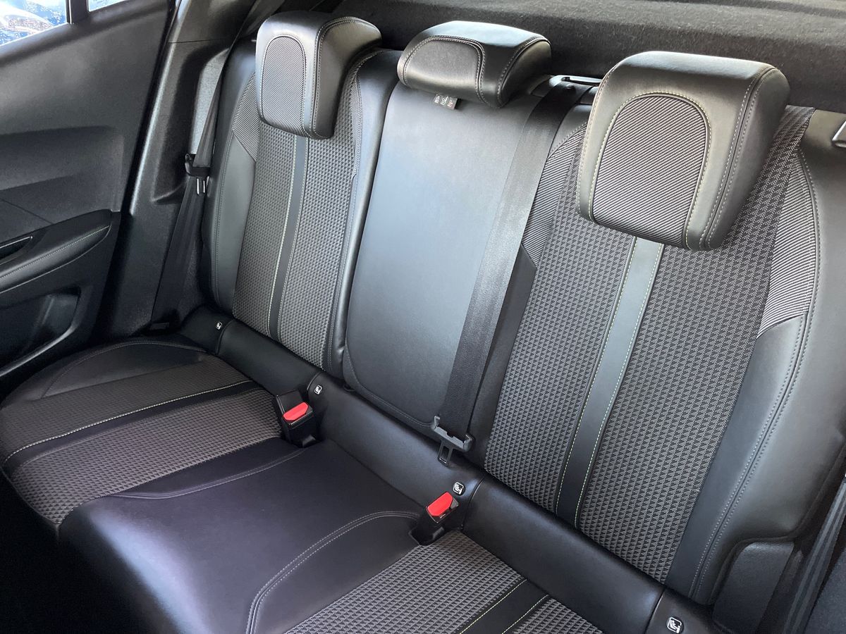 Used Peugeot 2008 2023 for sale - 78172545: Photo 28