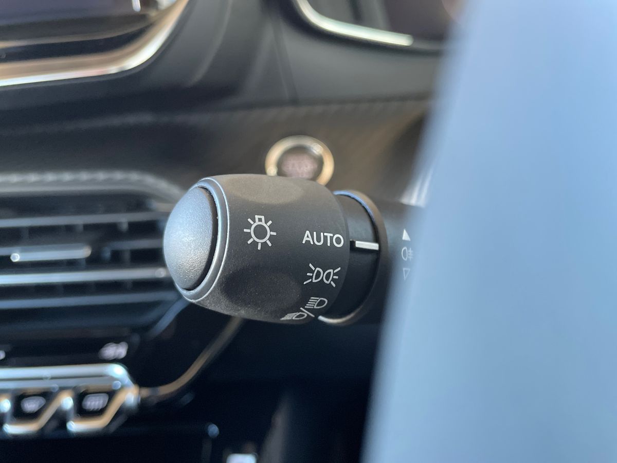 Used Peugeot 208 2024 for sale - 77099133: Photo 38