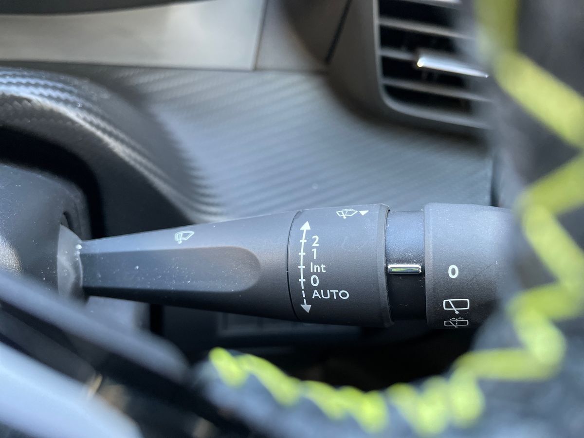 Used Peugeot 208 2022 for sale - 76523630: Photo 38