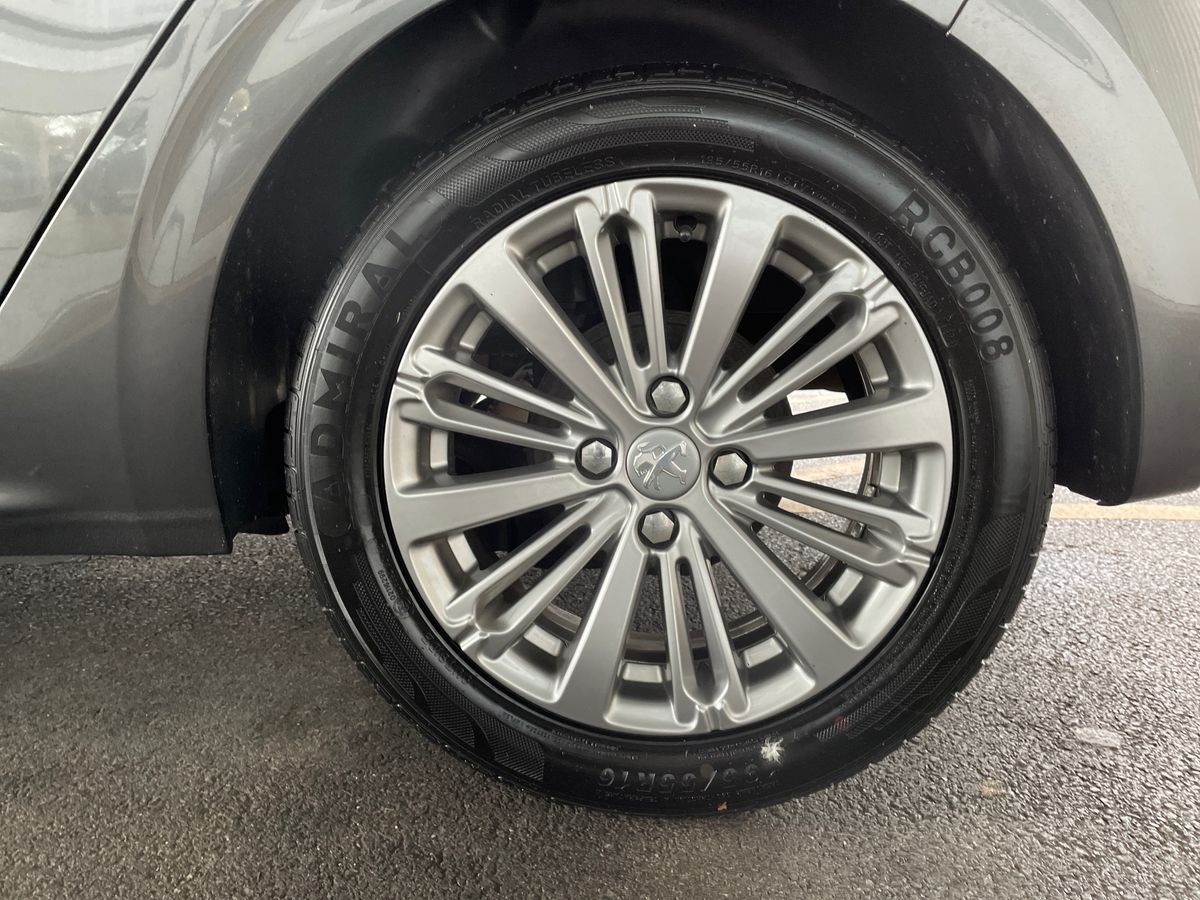 Used Peugeot 208 2019 for sale - 77047630: Photo 13