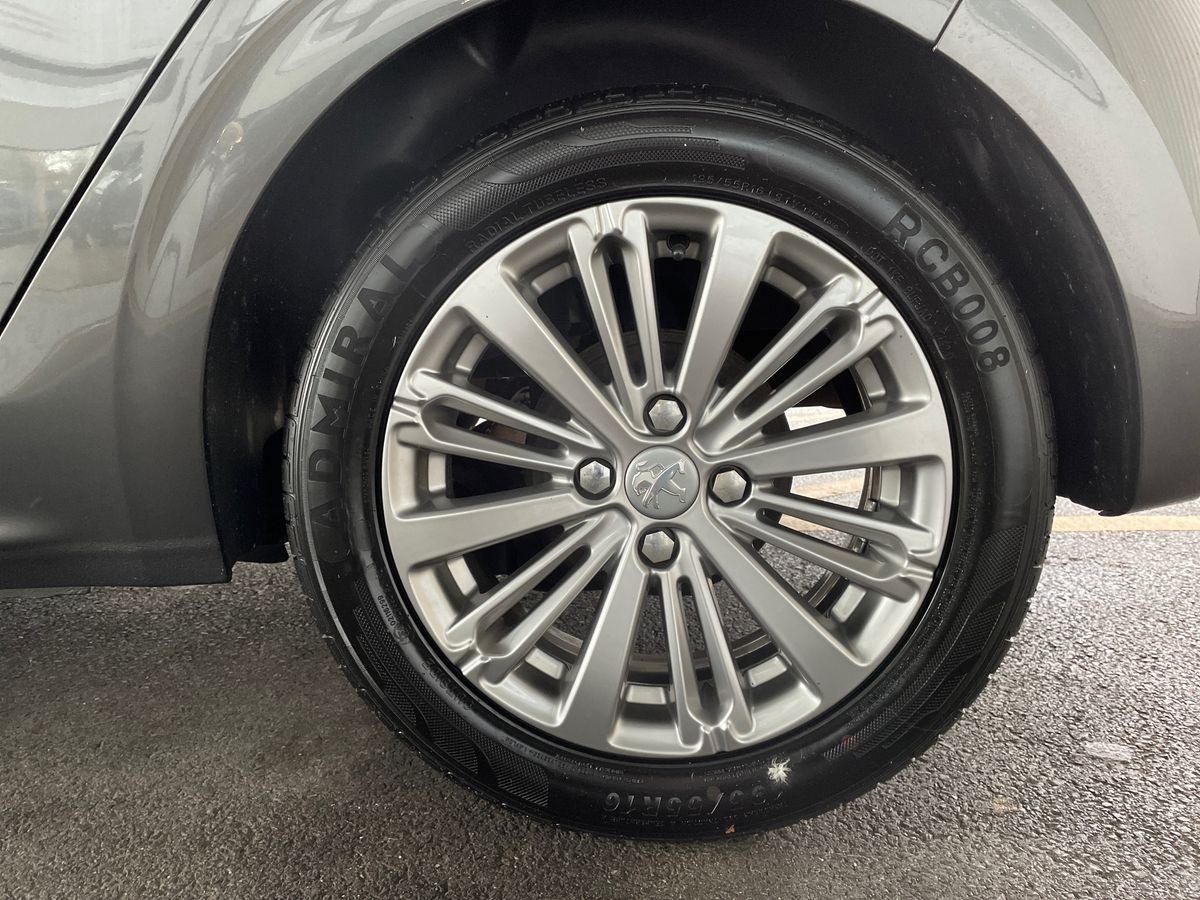 Used Peugeot 208 2019 for sale - 77047630: Photo 15