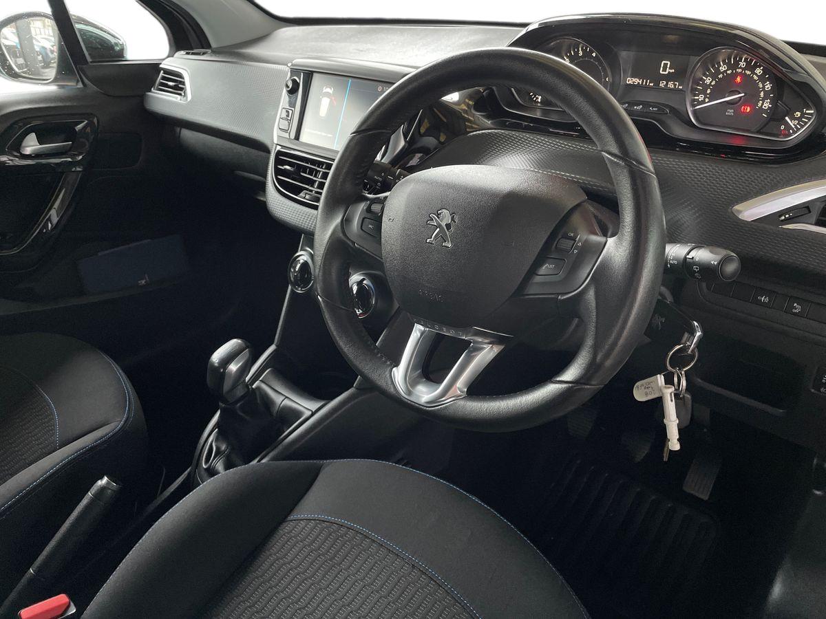 Used Peugeot 208 2019 for sale - 77047630: Photo 22