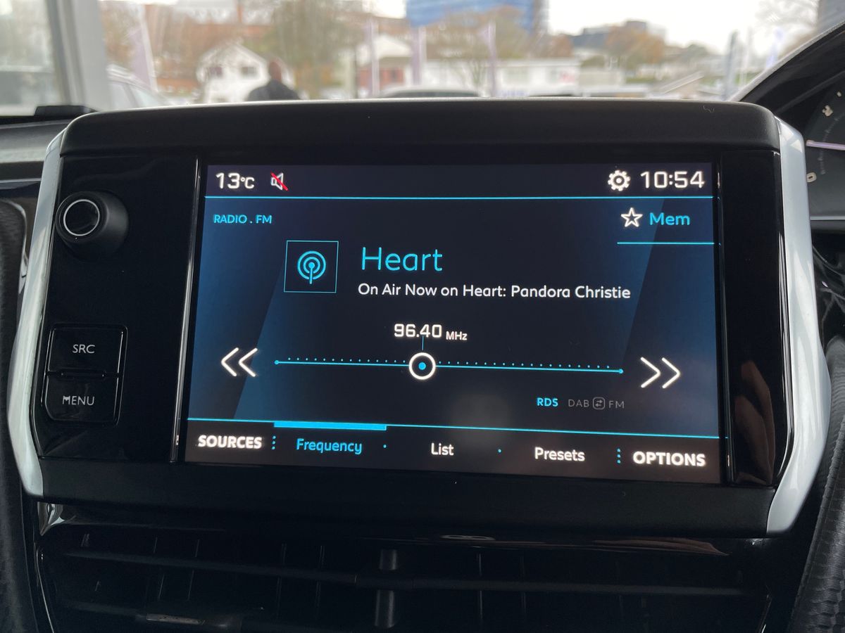 Used Peugeot 208 2019 for sale - 77047630: Photo 25