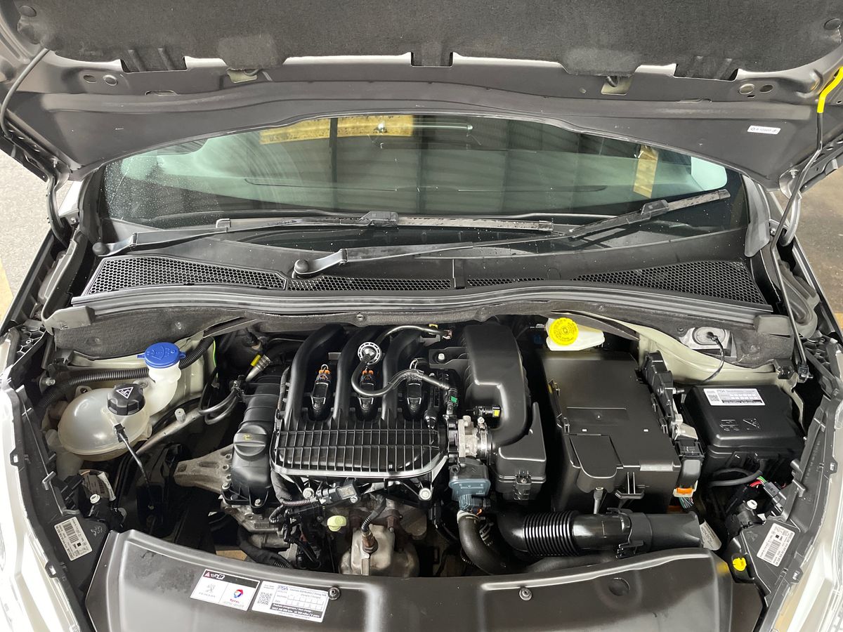 Used Peugeot 208 2019 for sale - 77047630: Photo 33