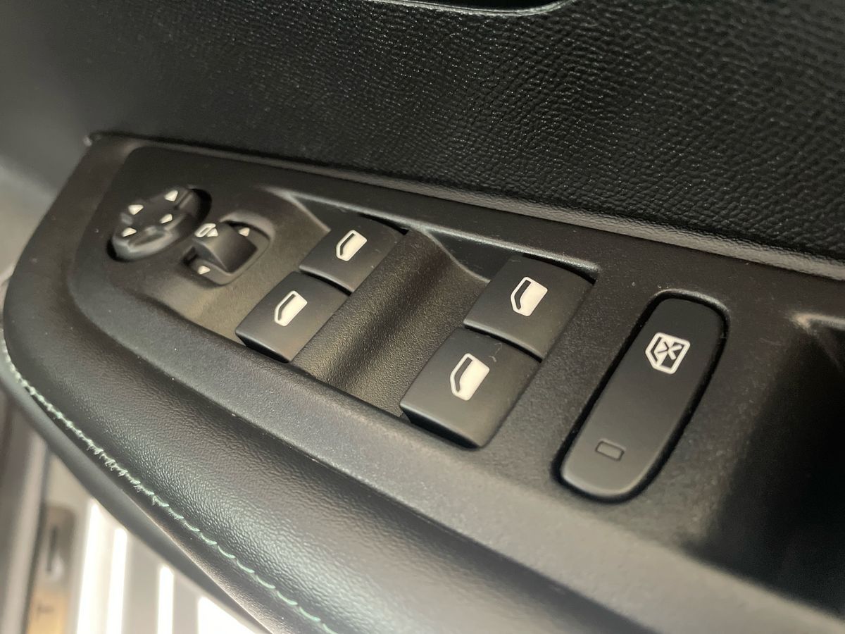 Used Peugeot 208 2023 for sale - 77640684: Photo 24