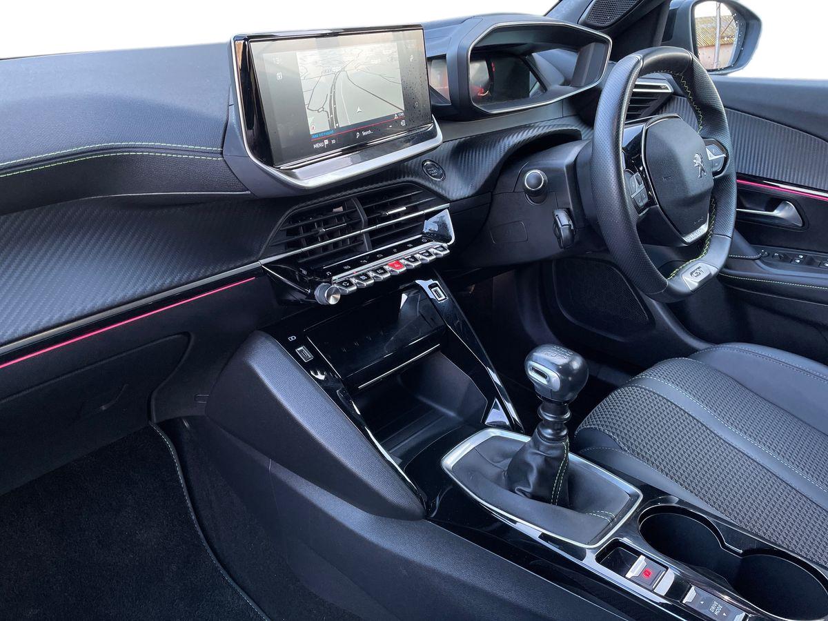 Used Peugeot 2008 2022 for sale - 76523523: Photo 18