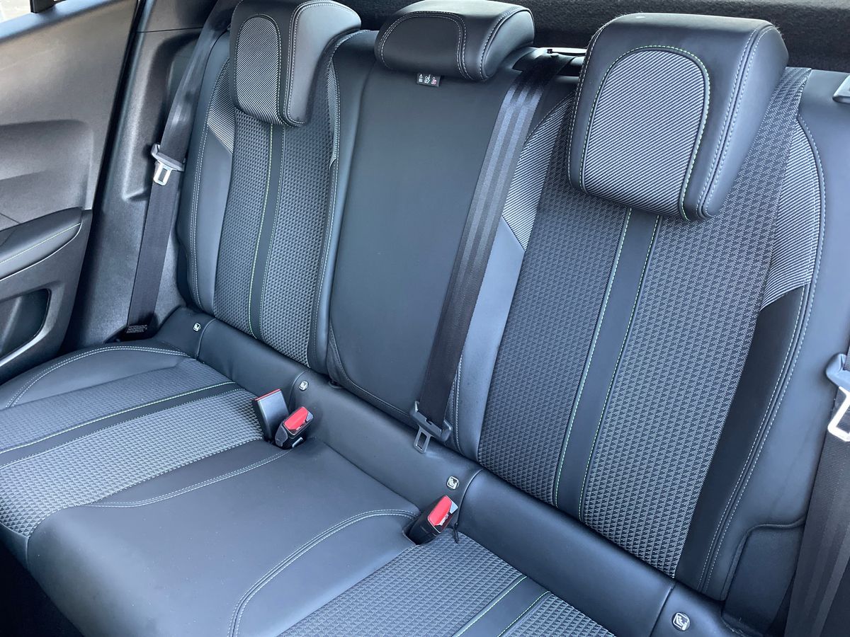 Used Peugeot 2008 2022 for sale - 76523523: Photo 28