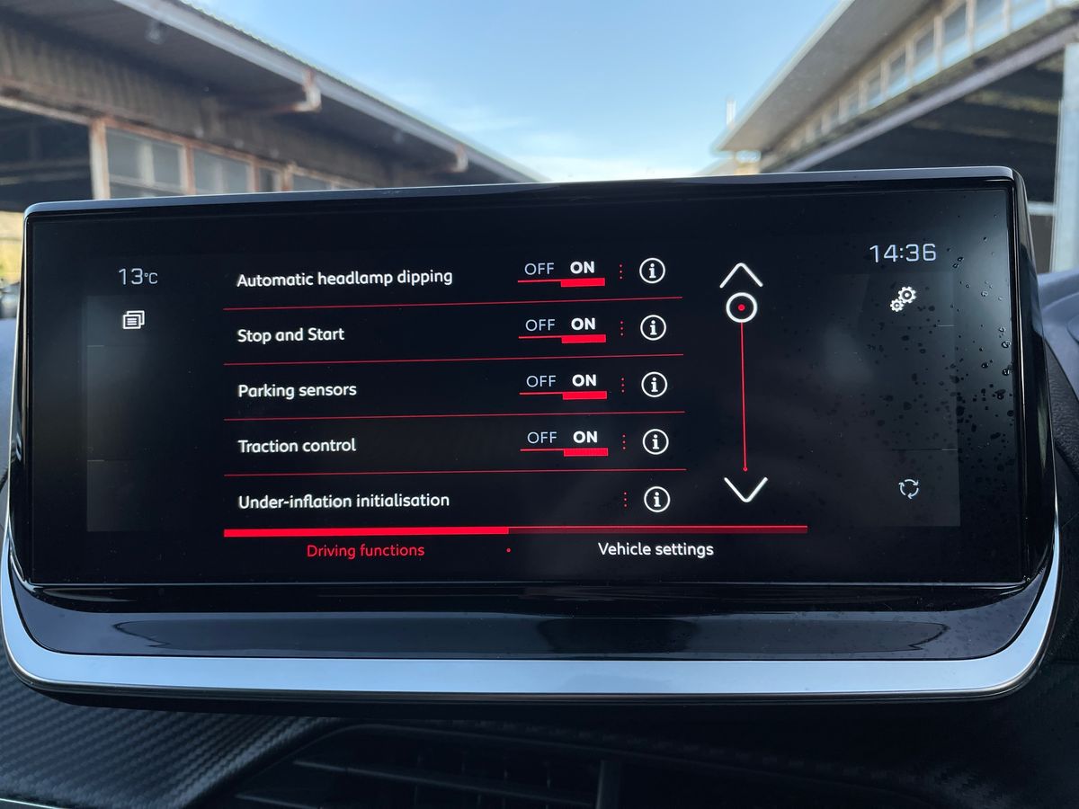 Used Peugeot 2008 2022 for sale - 76523523: Photo 41