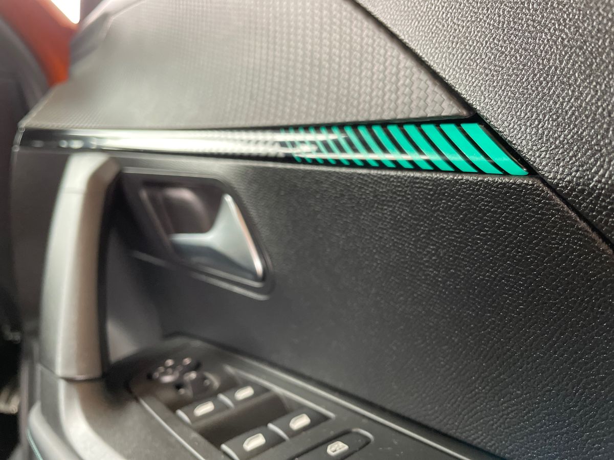 Used Peugeot 2008 2023 for sale - 76871545: Photo 36