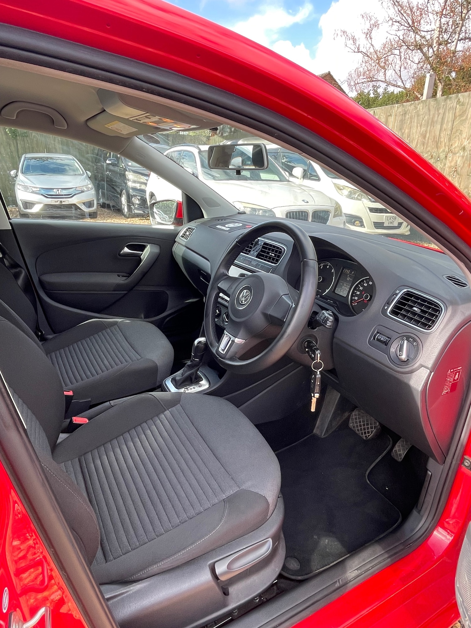 Used Volkswagen Polo 2014 for sale - 76986622: Photo 15