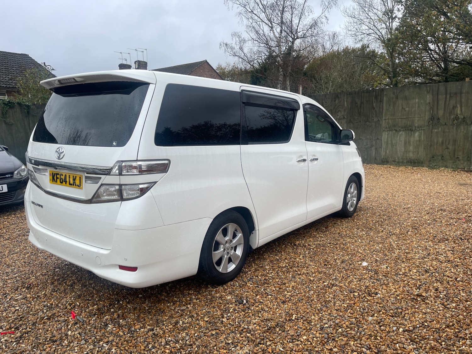 Used Toyota Vellfire 2014 for sale - 76548140: Photo 10