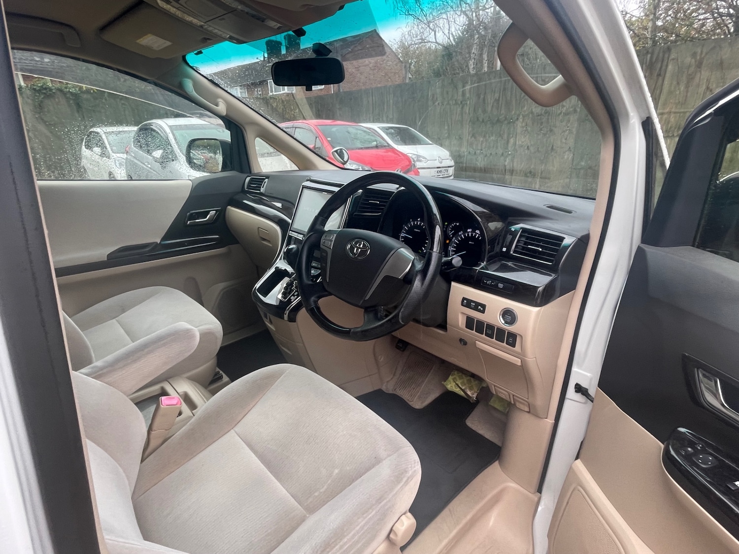 Used Toyota Vellfire 2014 for sale - 76548140: Photo 14