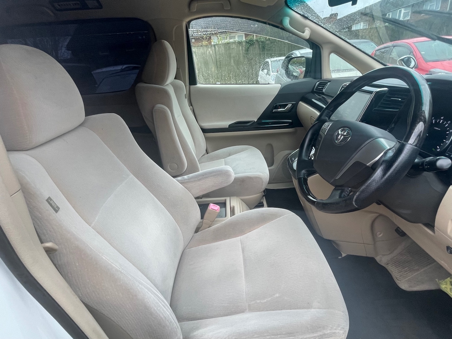 Used Toyota Vellfire 2014 for sale - 76548140: Photo 18