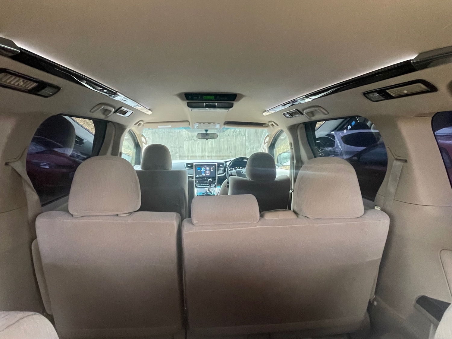 Used Toyota Vellfire 2014 for sale - 76548140: Photo 25