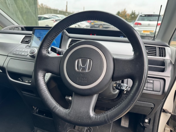 Used Honda Stepwagon 2008 for sale - 72934558: Photo 10
