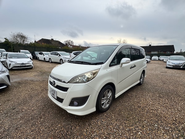 Used Honda Stepwagon 2008 for sale - 72934558: Photo 2