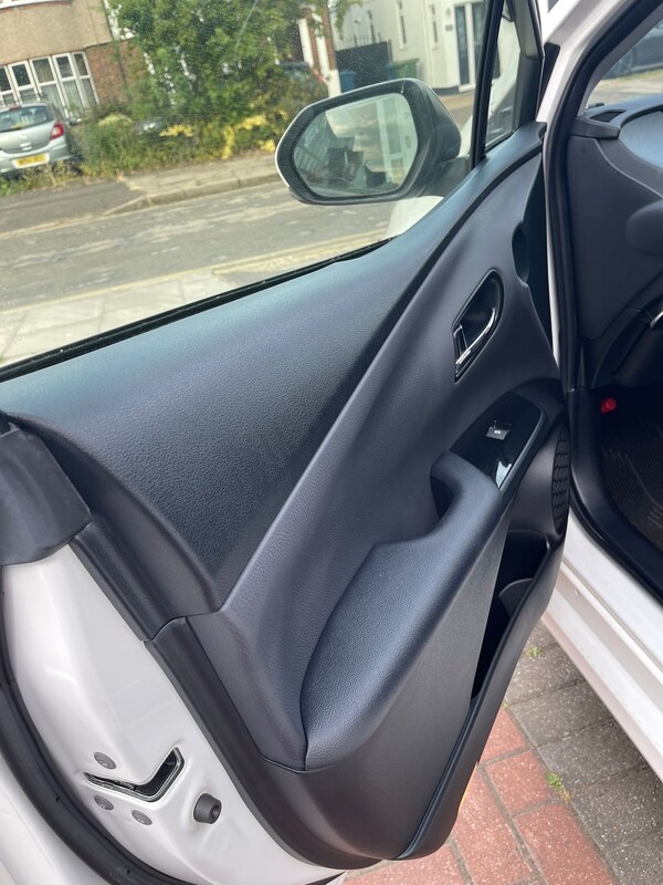 Used Toyota Prius 2017 for sale - 74558214: Photo 12