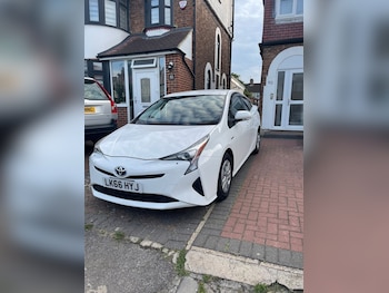 Used Toyota Prius 2017 for sale - 74558214: Photo