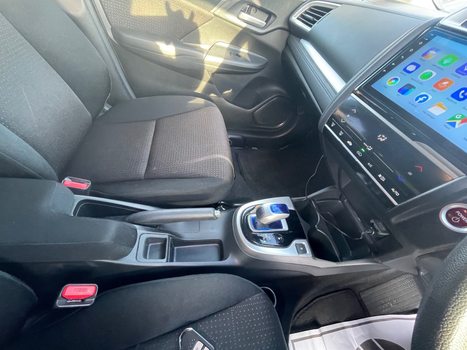 Used Honda Jazz 2013 for sale - 76516117: Photo 20