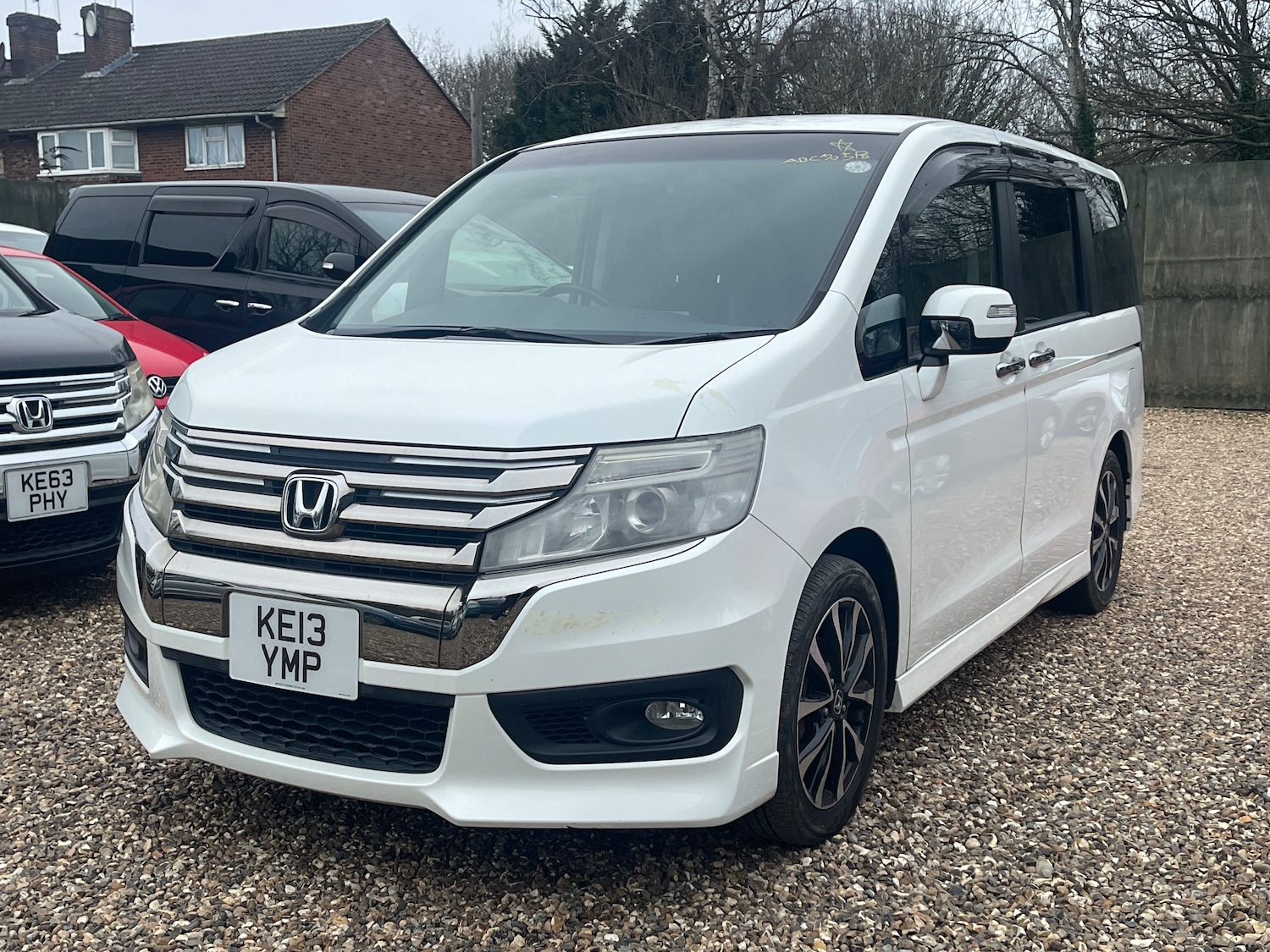 Used Honda Stepwagon for sale - 77060494: Photo 4