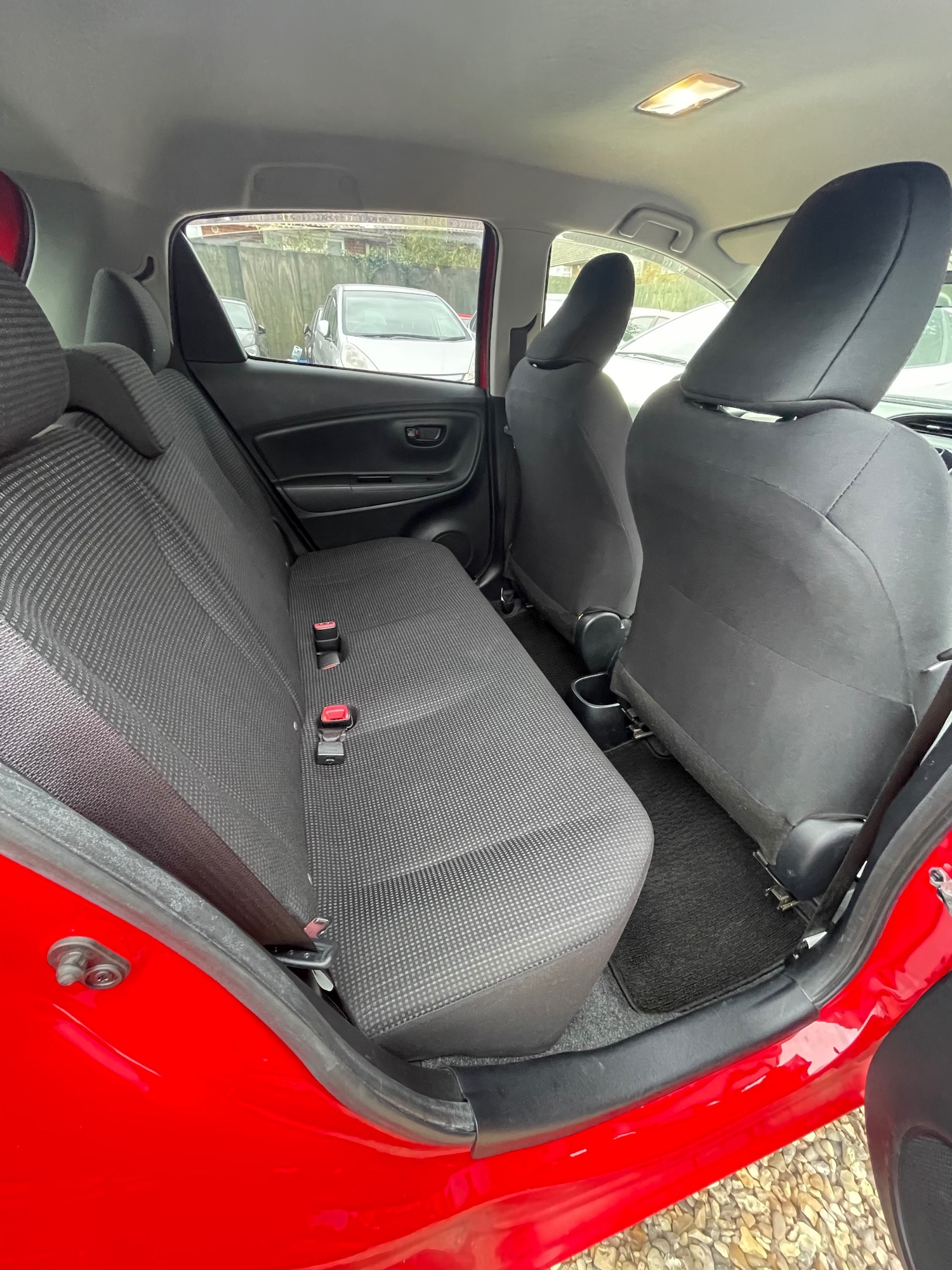 Used Toyota Yaris 2015 for sale - 76293400: Photo 19
