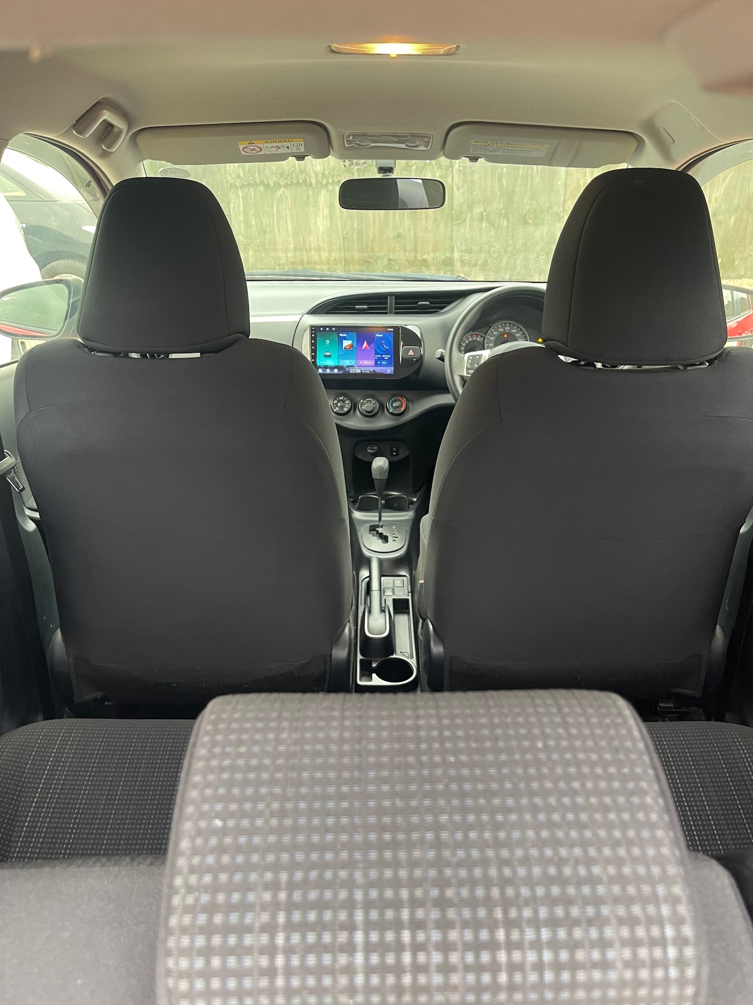 Used Toyota Yaris 2015 for sale - 76293400: Photo 23