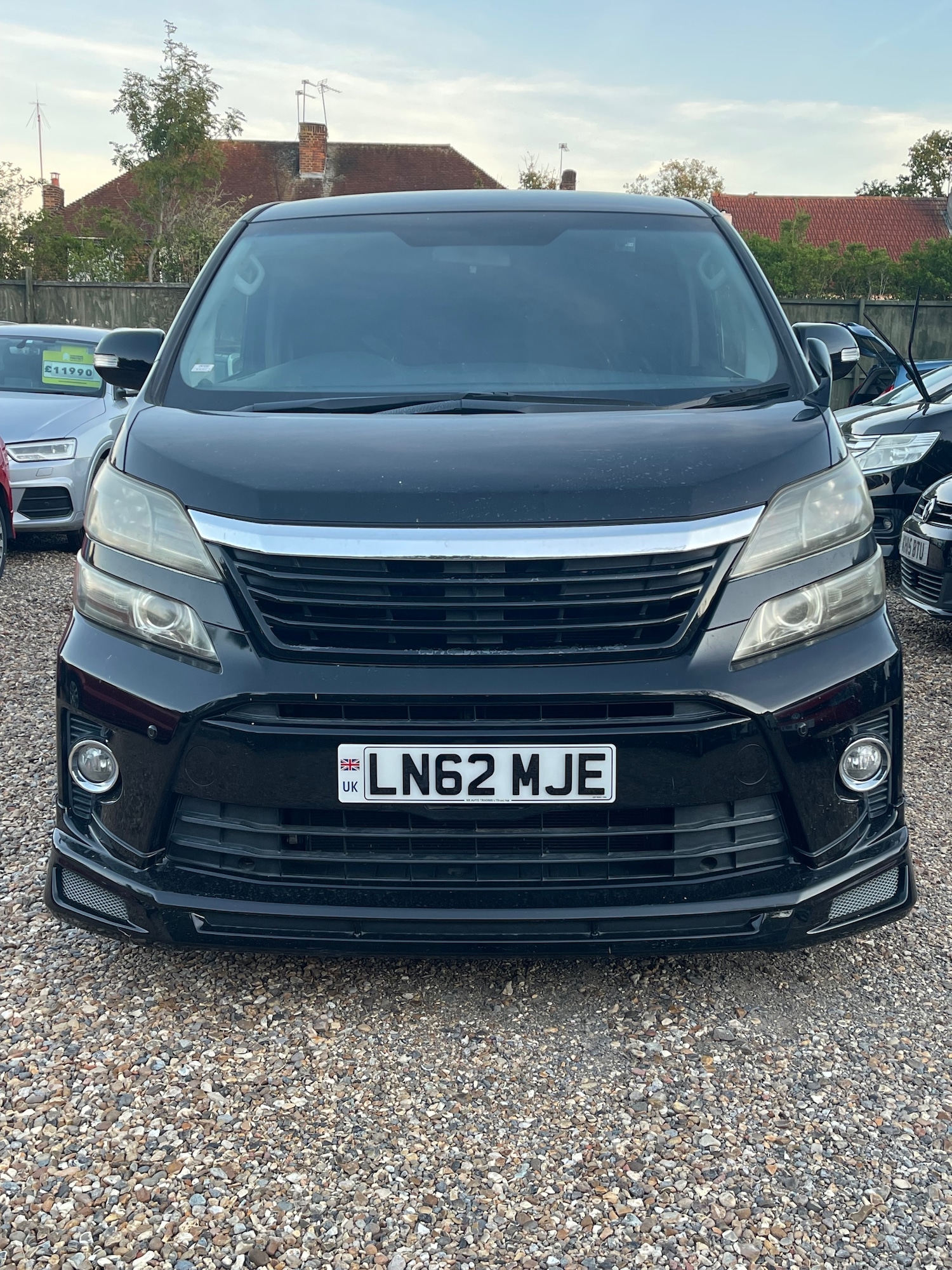 Used Toyota Vellfire 2012 for sale - 76087575: Photo 3