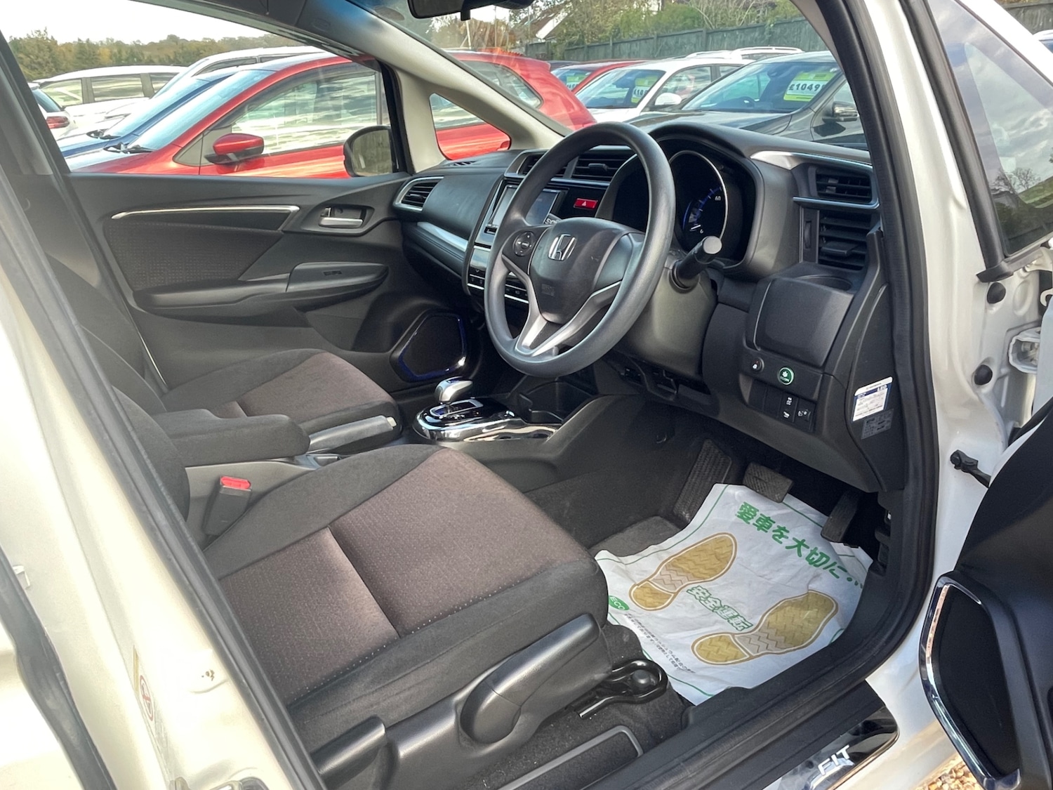 Used Honda Jazz 2014 for sale - 76972293: Photo 15