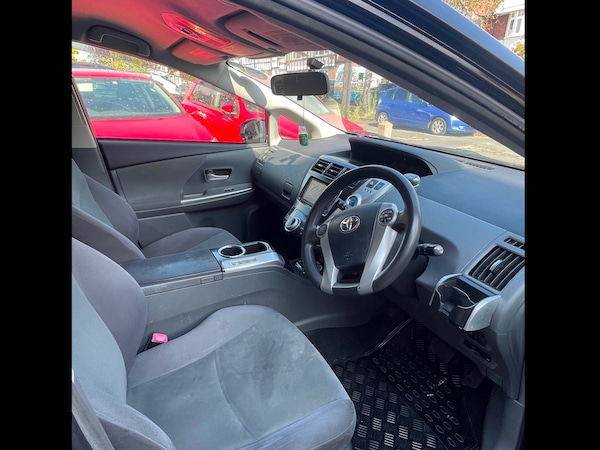 Used Toyota Prius+ 2014 for sale - 68711942: Photo 12