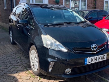 Used Toyota Prius+ 2014 for sale - 68711942: Photo