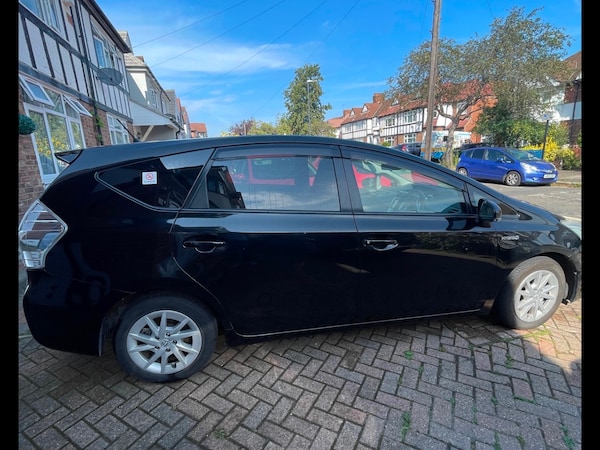 Used Toyota Prius+ 2014 for sale - 68711942: Photo 8