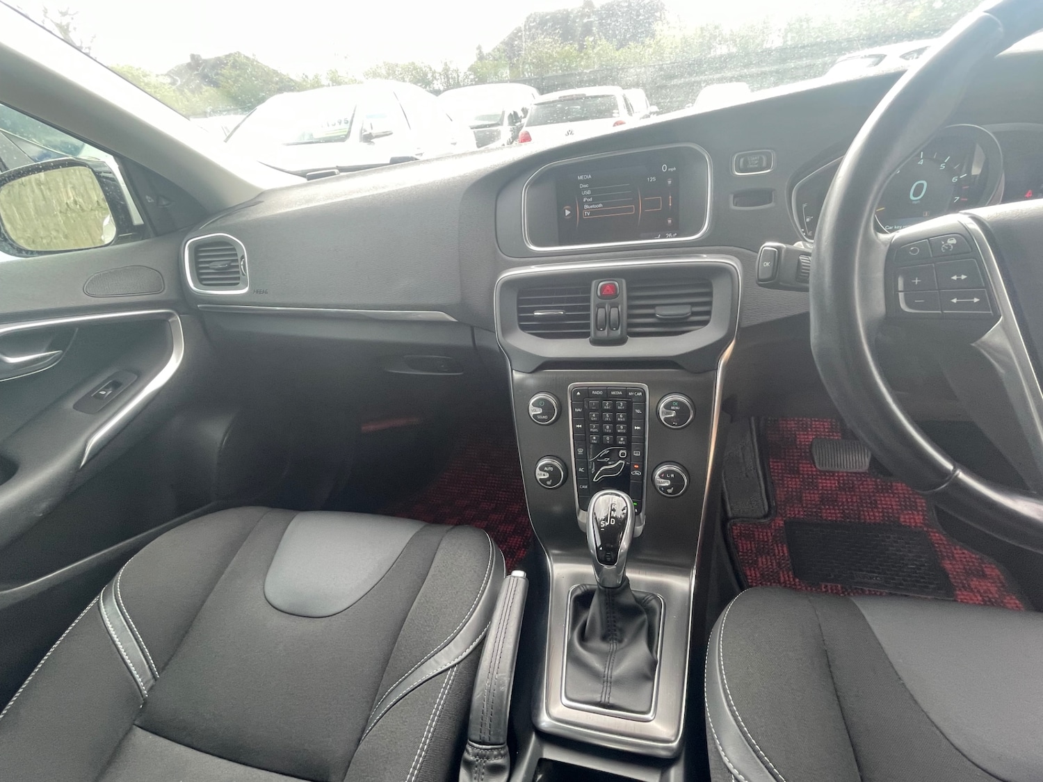 Used Volvo V40 2014 for sale - 78139470: Photo 18