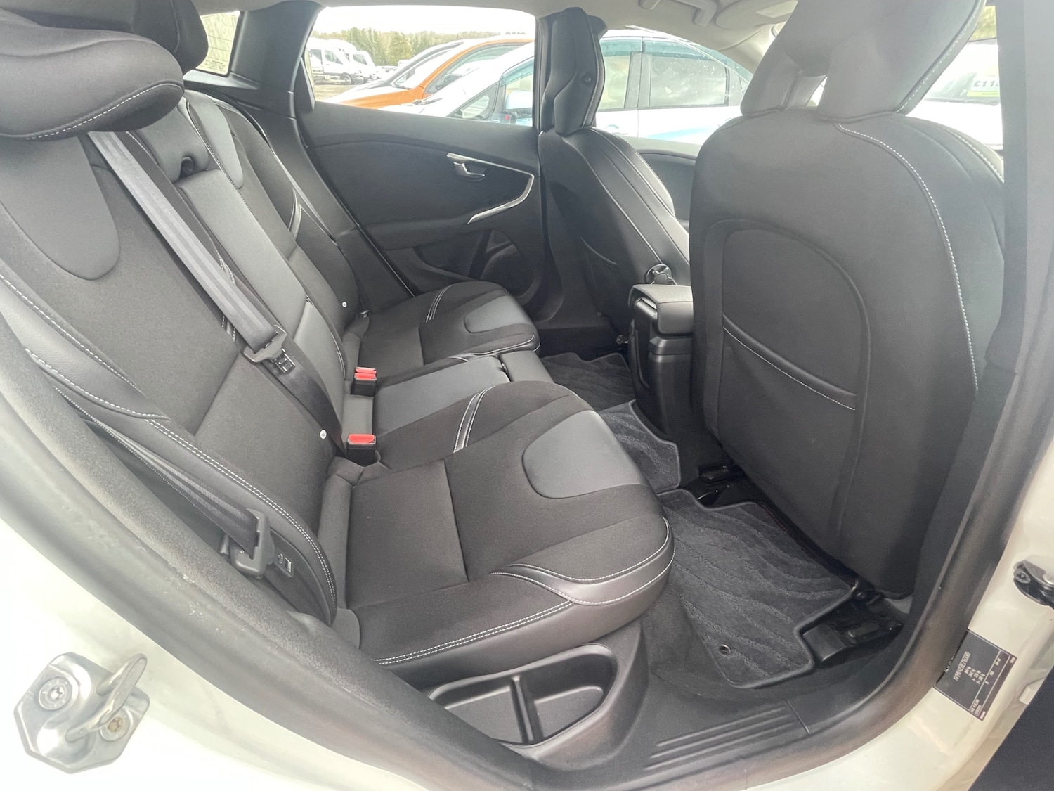 Used Volvo V40 2014 for sale - 78139470: Photo 23