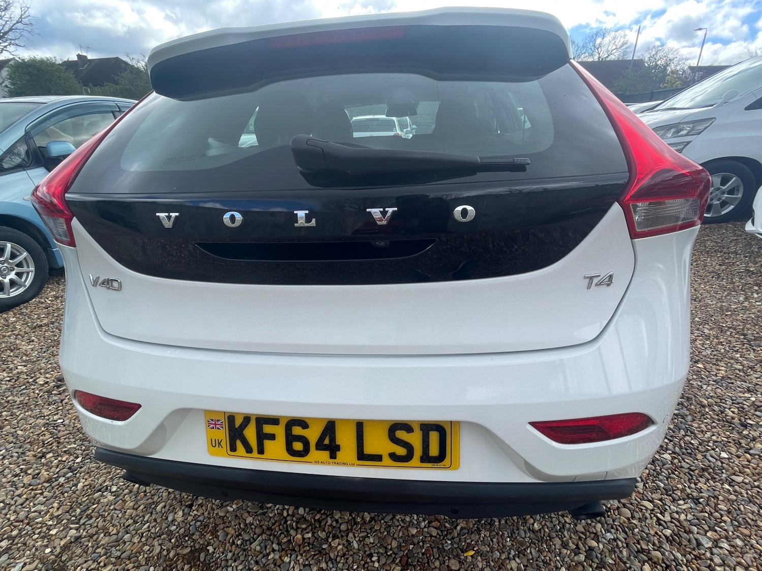 Used Volvo V40 2014 for sale - 78139470: Photo 26