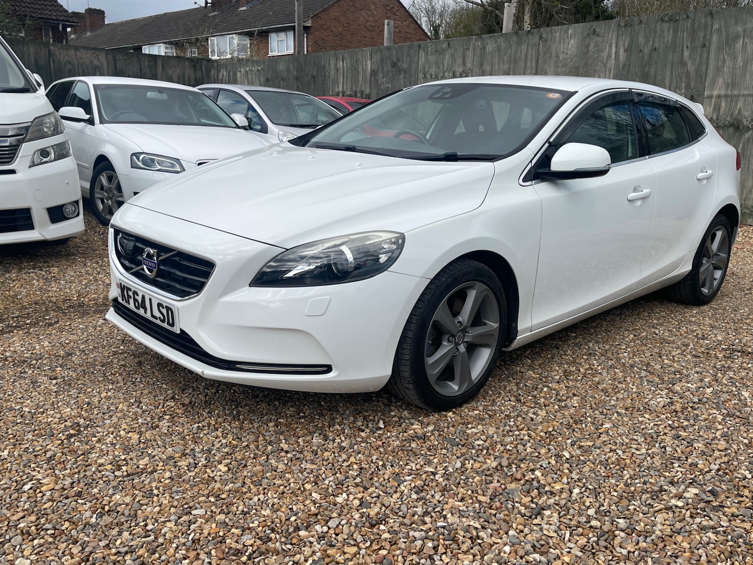Used Volvo V40 2014 for sale - 78139470: Photo 5