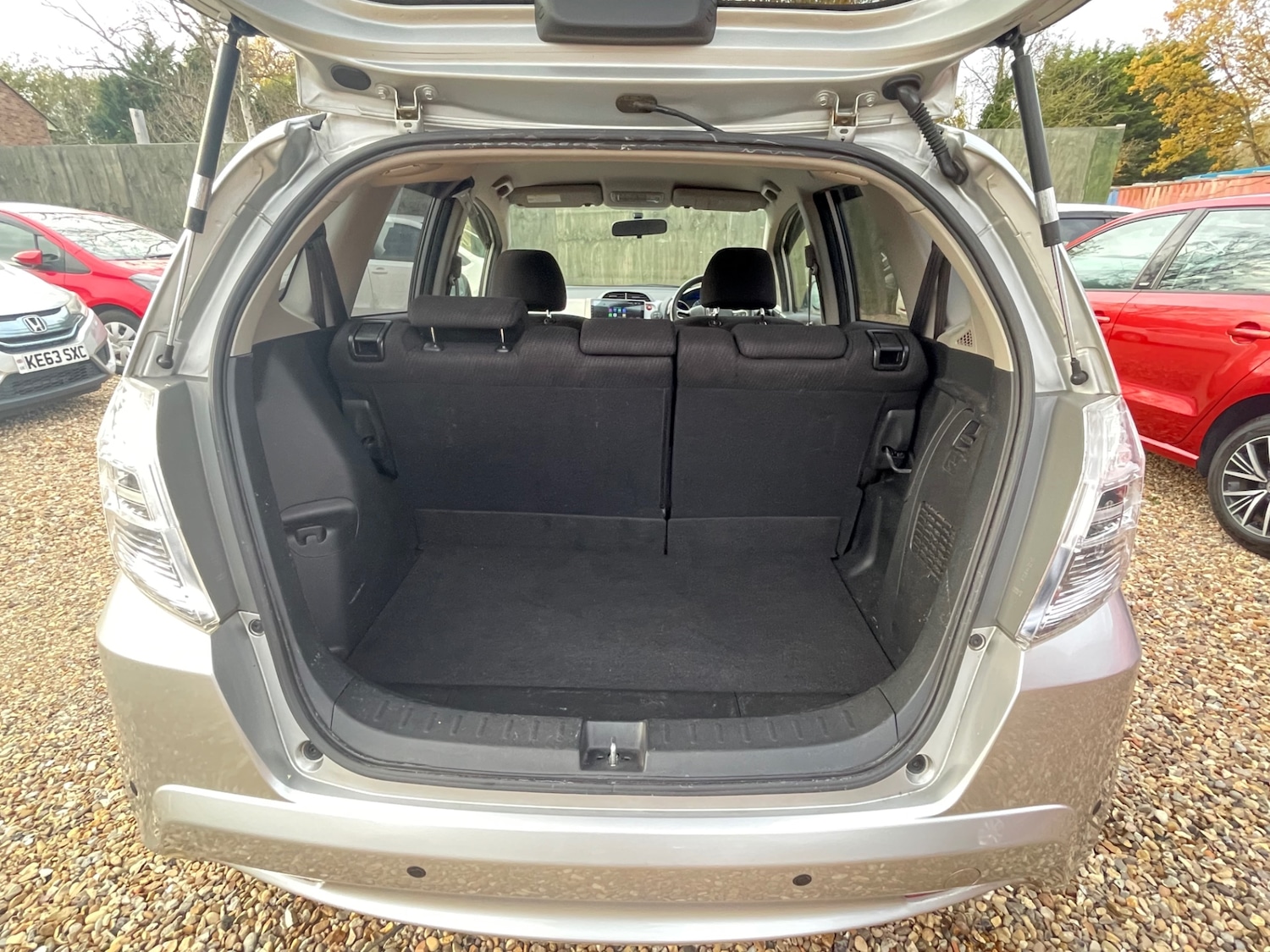 Used Honda Jazz 2013 for sale - 76972106: Photo 20