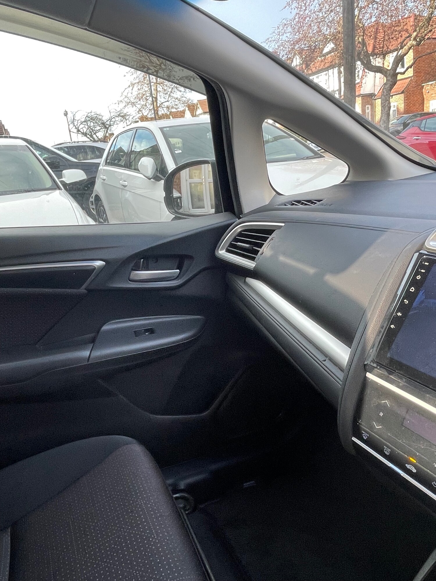 Used Honda Jazz 2014 for sale - 77880831: Photo 20