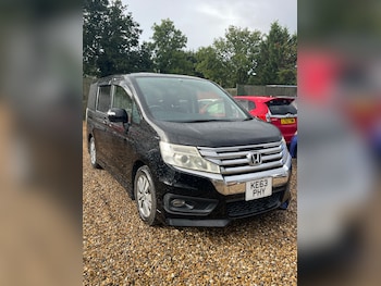 Used Honda Stepwagon 2013 for sale - 76987600: Photo