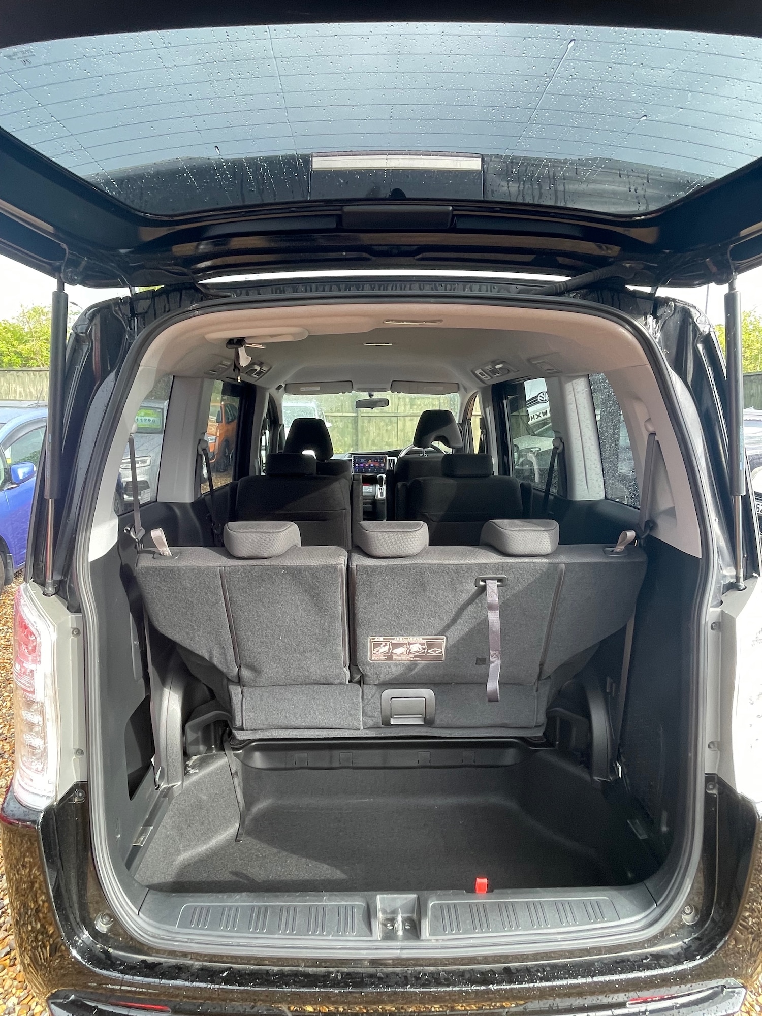 Used Honda Stepwagon 2025 for sale - 76987600: Photo 20