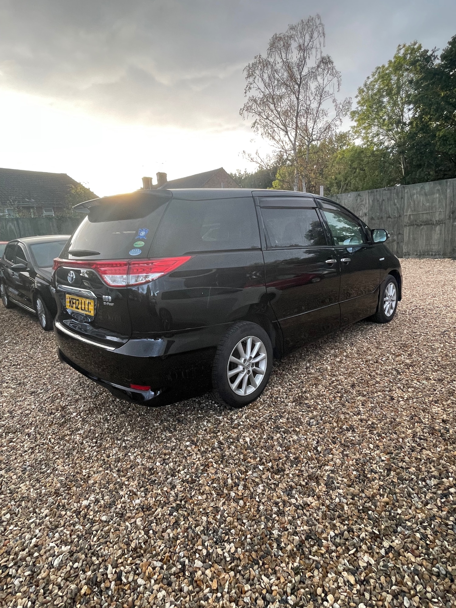 Used Toyota Estima 2012 for sale - 76097171: Photo 12