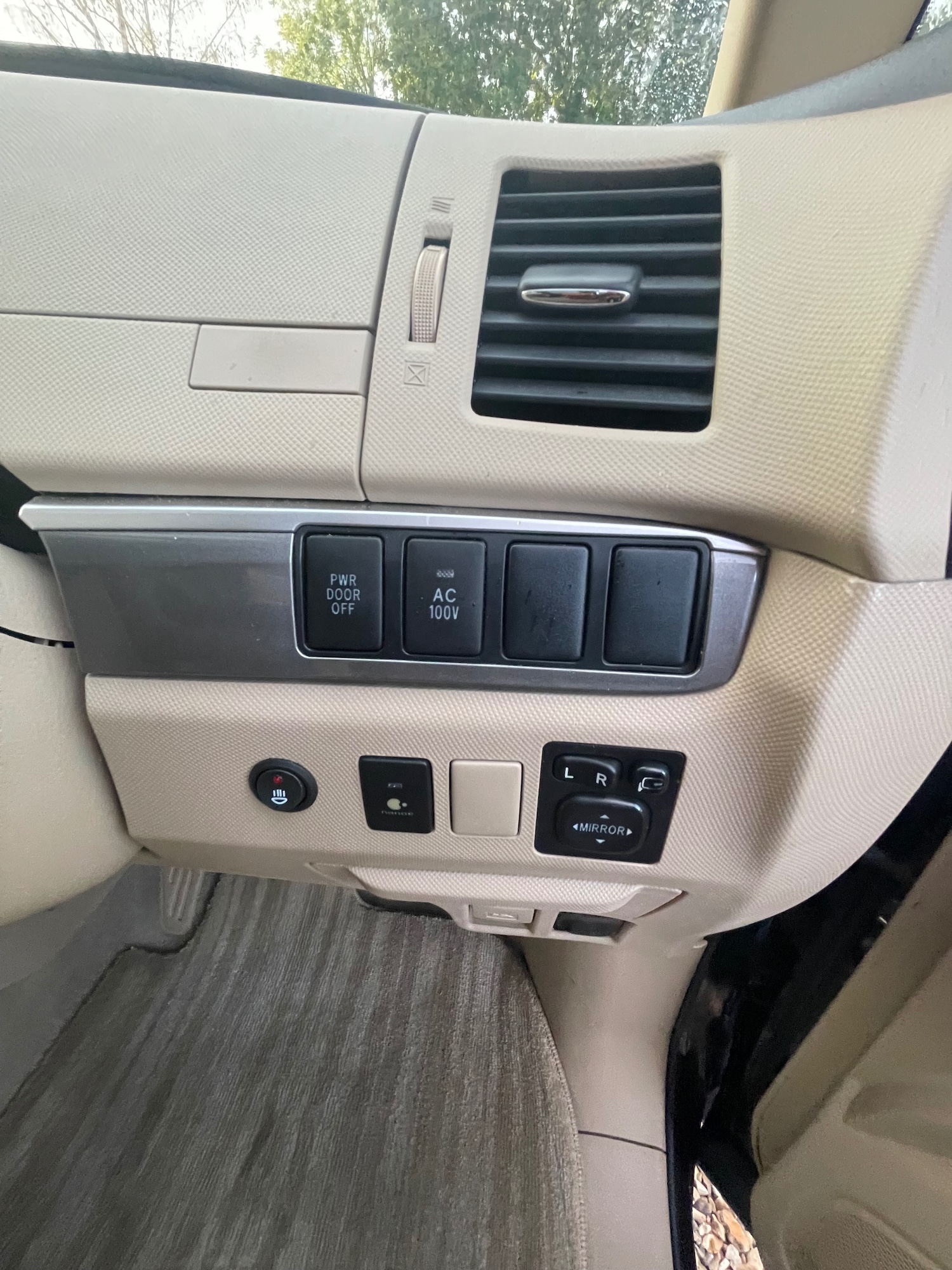 Used Toyota Estima 2012 for sale - 76097171: Photo 23