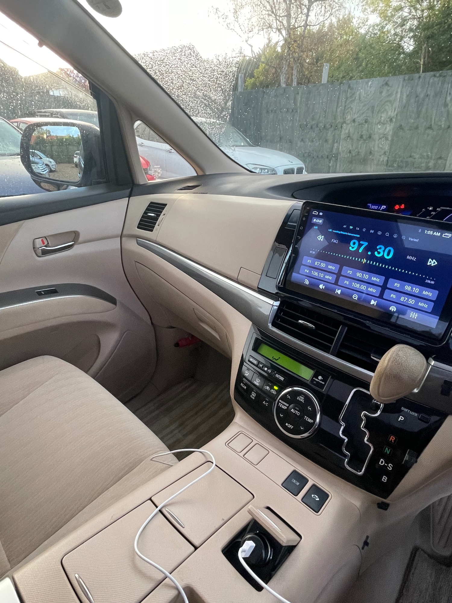 Used Toyota Estima 2012 for sale - 76097171: Photo 37