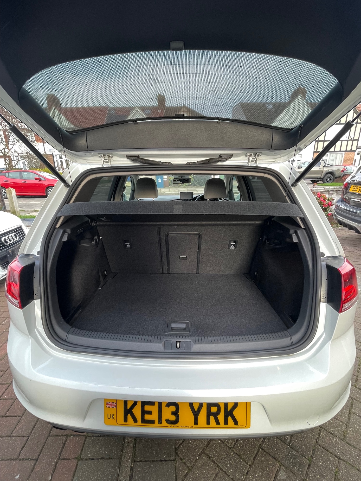 Used Volkswagen Golf 2013 for sale - 77878065: Photo 24