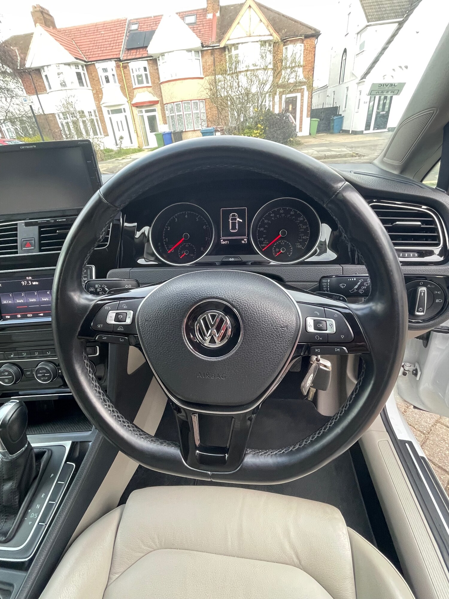 Used Volkswagen Golf 2013 for sale - 77878065: Photo 32