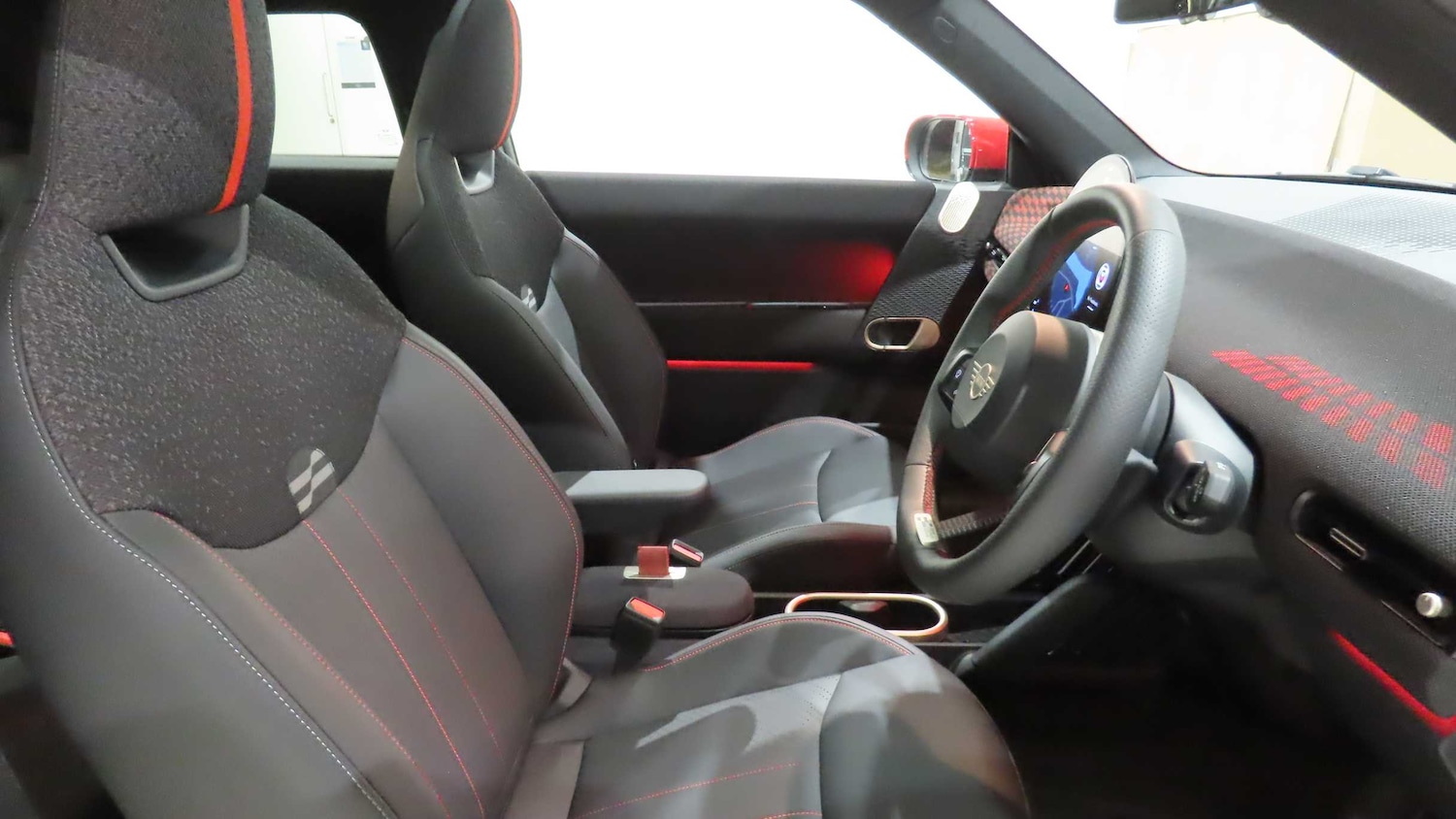 Used MINI Cooper 2025 for sale - 76789415: Photo 11